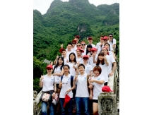 桂林三日游管理精英合影留念